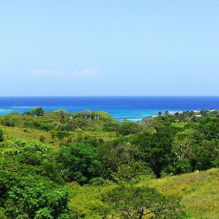 Clarion Suites Roatan At Pineapple Villas French Harbour Exterior photo